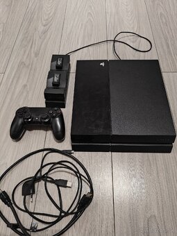 Playstation 4 500GB - 2