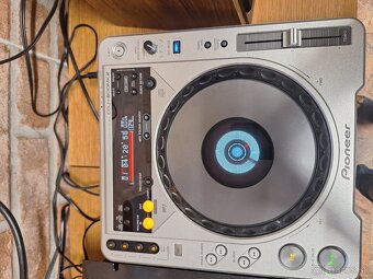 Pioneer cdj800 mk2 mix Reloop RMX33i - 2