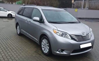 TOYOTA SIENNA/PREVIA  3,5 V6 LIMITED AWD 2010 7 míst  LPG - 2