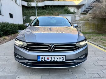 Volkswagen Passat 2.0 TDI Business 4Motion DSG - 2