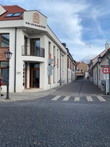 PRENÁJOM kancelárie-historické centrum Trnava s parkovaním - 2