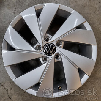 Hliníkové Volkswagen Golf disky 5x112 R17 ET51 - 2