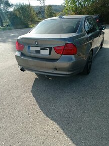 BMW e90 320i lci - 2