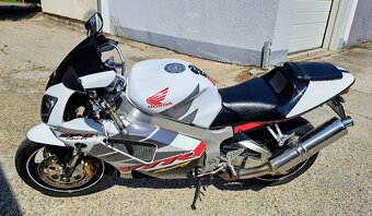 Honda VTR 1000 SP2 - 2