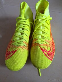 Predám juniorské kopačky NIKE MERCURIAL veľ. 40 - 2