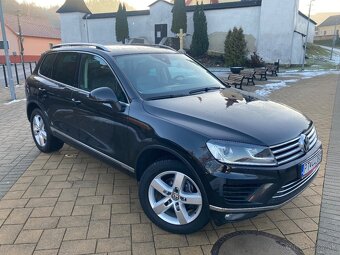 VOLKSWAGEN TOUAREG II 3.0 V6 TDI SCR 262k PANORAMA TOP STAV - 2