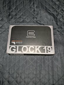 Airsoft glock 19 - 2