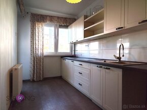 3 izb byt s balkónom /84m2/ , s garážou /25m2/ - Dolný Štál - 2