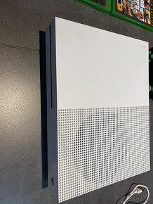 Xbox one S 500 GB - 2