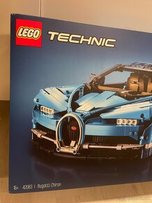 LEGO® Technic 42083 Bugatti Chiron - 2