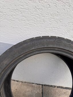 Michelin 235/40 r19 - 2