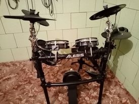 alesis DM10 - 2