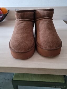 Ugg 41 - 2