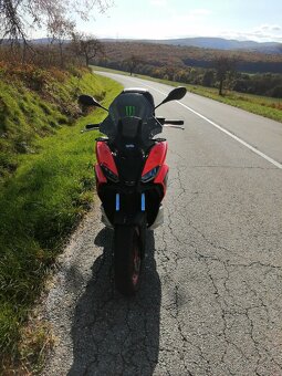 Aprilia sr gt 125 - 2