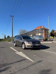 Volkswagen Passat B7 2.0 TDI - 2