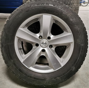 235/65 R17 Bridgestone Blizzak LM-80 EVO + disky Dezent - 2