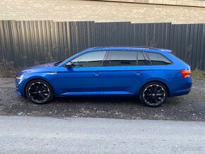 Škoda Superb Combi Sportline 2021 Blue 2.0Tdi 110kw - 2