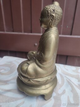 Veľká socha Budha-mosadz 80€ - 2