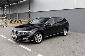 Volkswagen Passat Var. Elegance 2.0TDI EVO 110kW M6 05/2020 - 2