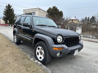 Predám Jeep Cherokee KJ 2003 110KW AT - 2