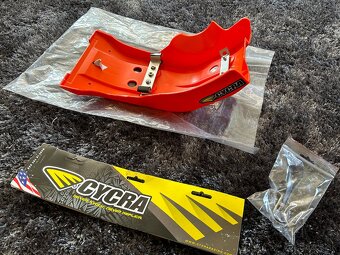 Cycra ktm sx/ xcf 450 2019-22 kryt motora, novy - 2