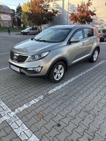 KIA Sportage 1.7 CRDi VGT 2WD EX - 2