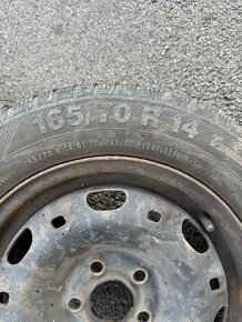 Zimné peumatiky na diskoch 165/70 r 14 4 kusy - 2