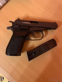 Pištoľ Čz 83 cal. 9mm browning - 2