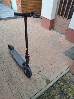 Elektrokolobežka xiaomi mi scooter pro2 - 2