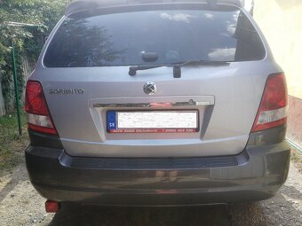 Predám KIA SORENTO 2,5 CDI 103kW - 2