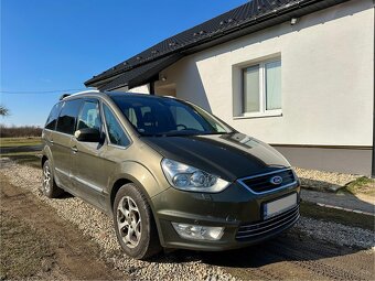 Ford Galaxy 2.0TDCi Titanium panoráma,ACC,Mŕtvy uhol - 2