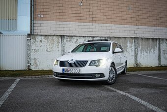 Škoda Superb Combi 2.0 TDI CR Elegance - 2