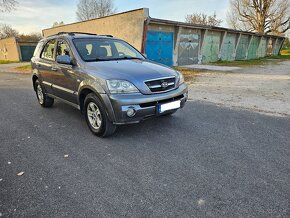 Kia Sorento - 2