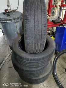 Pneumatiky 215/55R17 94V - 2