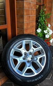 alu R17 5x112, senzory, pneu 215/60, orig. JEEP RENEGADE - 2