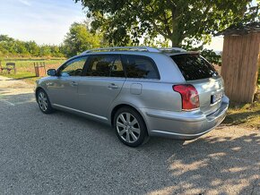 Toyota Avensis t25, 2.0 D4D - 2