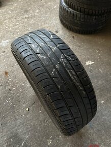 Letné pneumatiky 215/60 r16 - 2