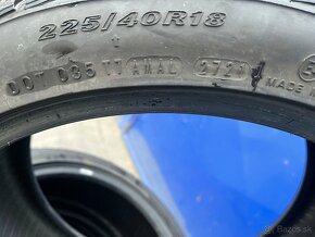 Zimné pneumatiky 225/40 r18 - 2