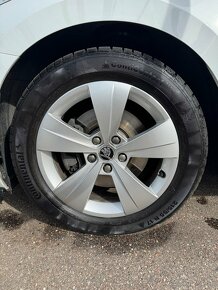 Zimný komplet Helios Superb 5x112 215/55 R17 - 2