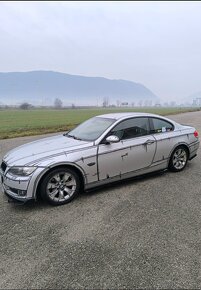 BMW E92 320i - 2