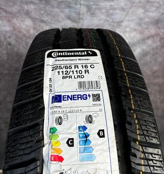 Zimní sada Mercedes Sprinter 225/65R16C 100% vzorku - 2