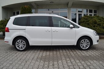 VW SHARAN 2.0 TDI BLUEMOTION, PANORÁMA, BIXENÓNY, 7 MIESTNE - 2