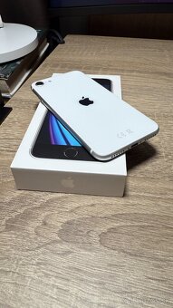 Apple iPhone SE 2020 128GB White - 2