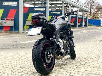 Yamaha MT 07 - 2