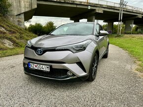 Toyota C-HR 1.8 Hybrid Executive E-CVT - 2