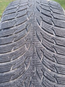 Predám pneumatiky 215 /55R16 zimné - 2