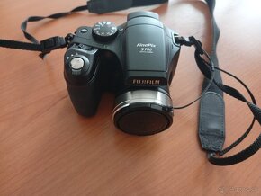 fuji finepix s700 - 2