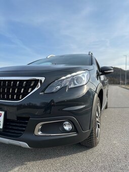 Peugeot 2008 1.2 PureTech - 2