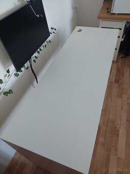 IKEA MICKE stôl - 2