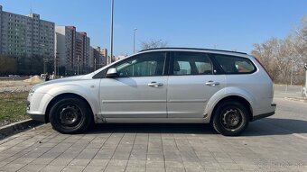 Ford Focus Combi 1.6 Benzin 192 000 km / 2005 - 2